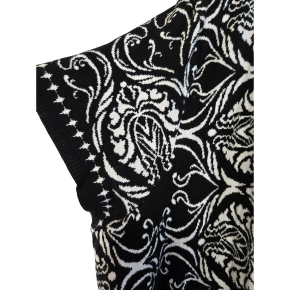 Style & Co, Black & white, Bold Filigree Print, 100% Cotton Cardigan, Size 1X - Picture 2 of 5